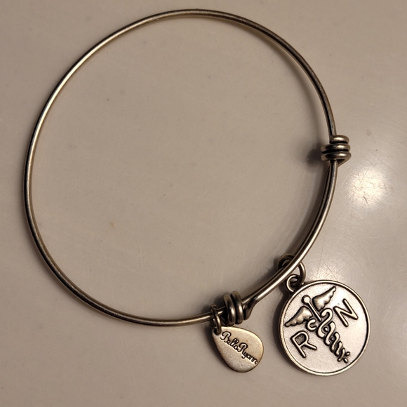 BELLA RYAN Registered Nurse Expandable Bangle Charm Bracelet in Silver - Picture 7 of 7